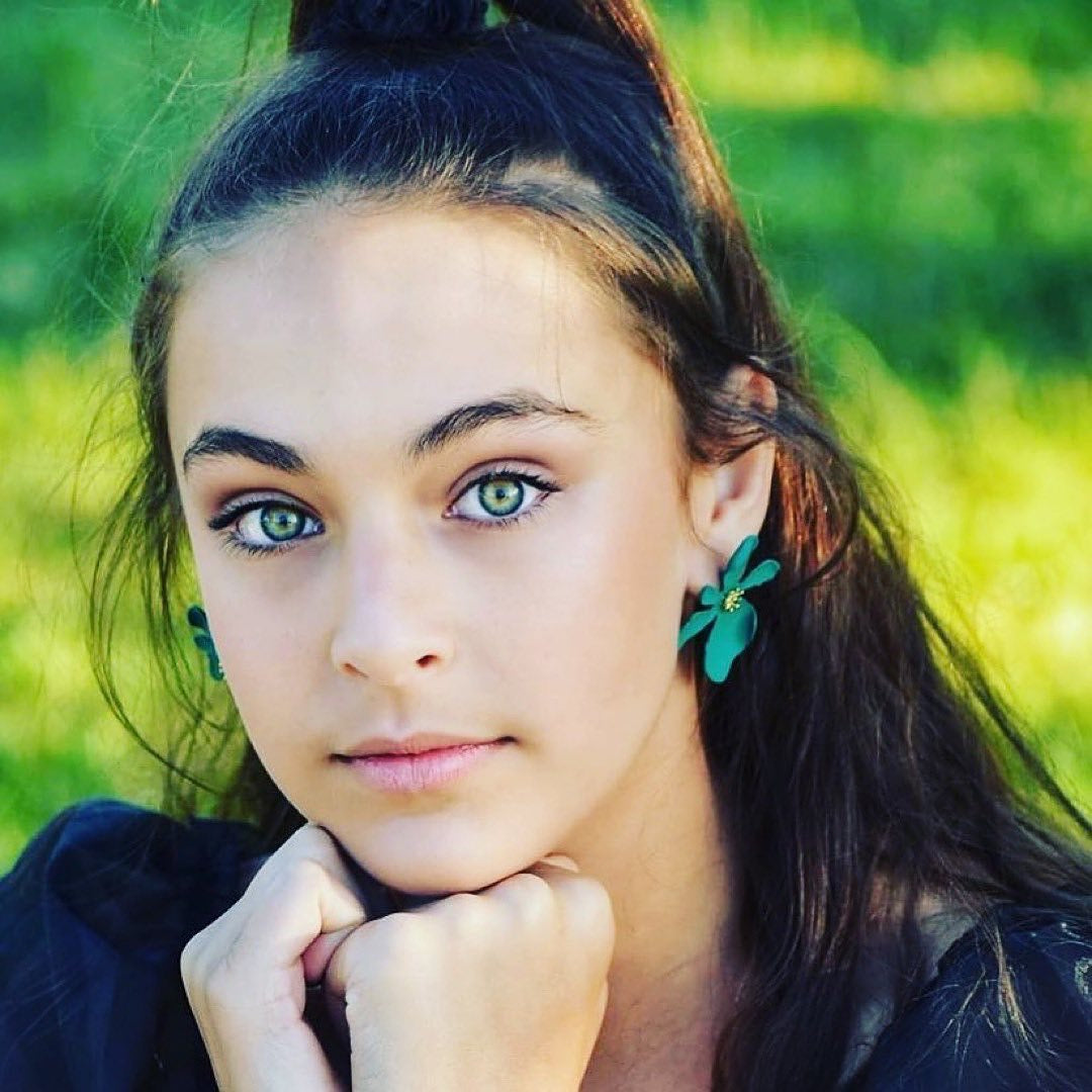 Alyssa Flower Earrings - Little Bird Designs